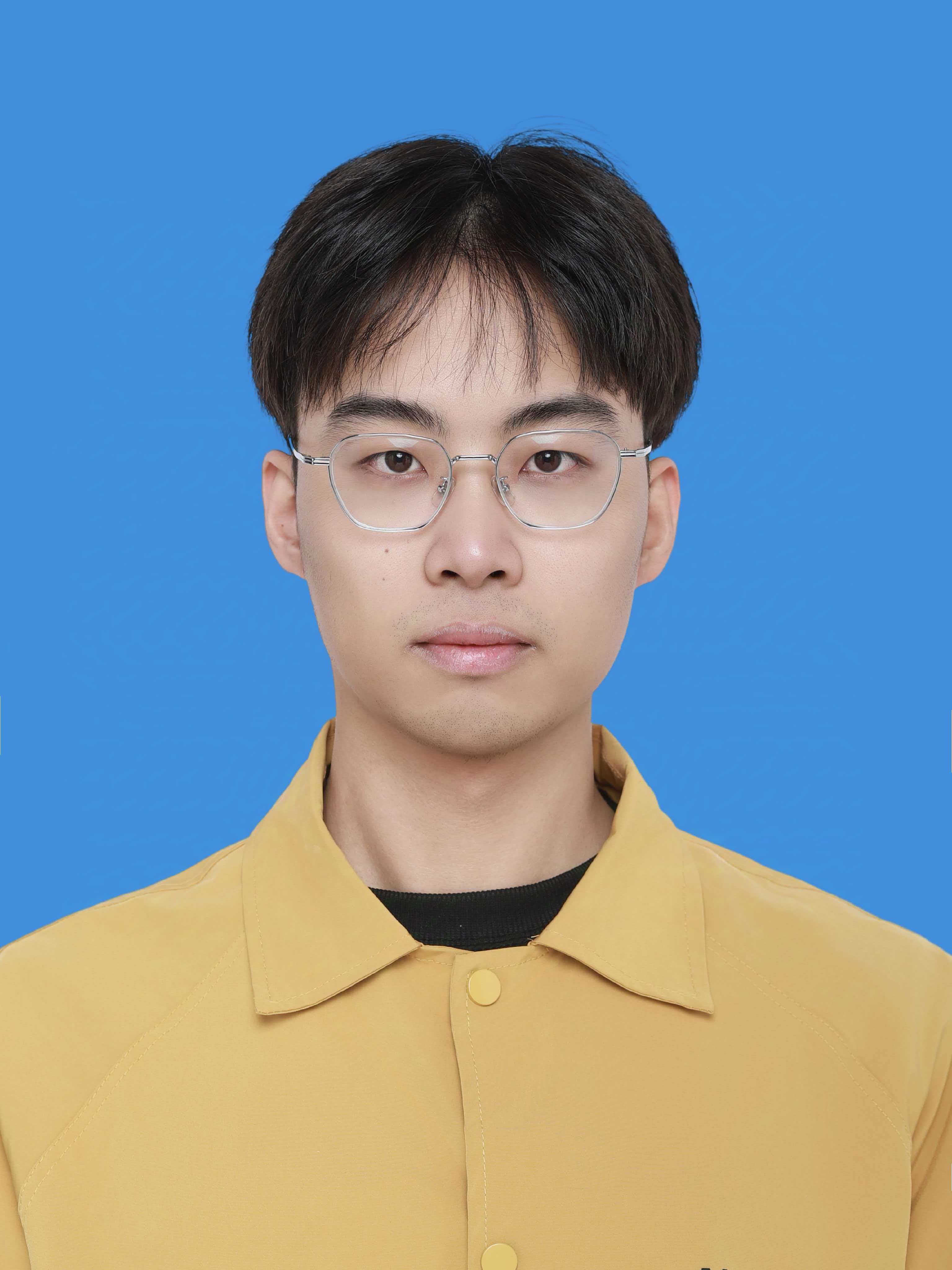 卢杰龙 (Jielong Lu)