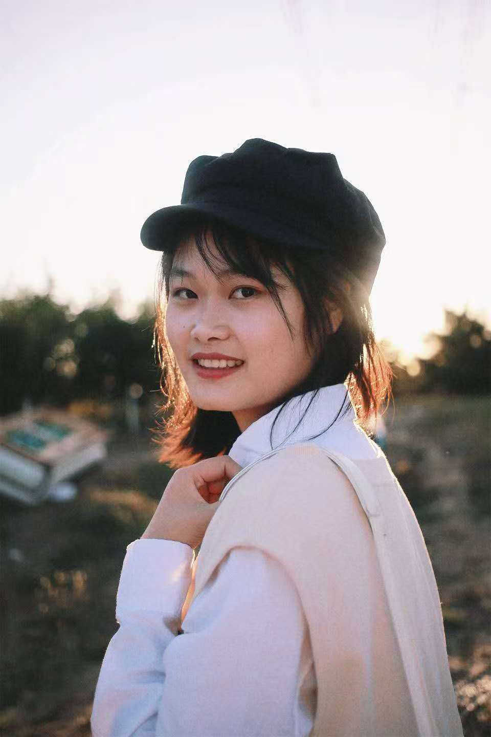 赵彩芸 (Caiyun Zhao)